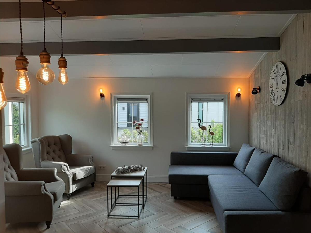 Luxe Chalet 'Wysha' Sint Annaland Eksteriør billede